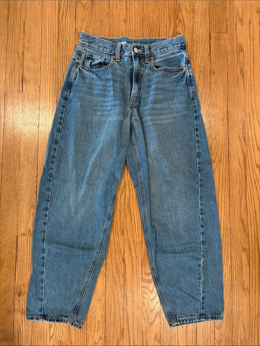 Old Navy Light Blue women’s balloon high rise Jeans